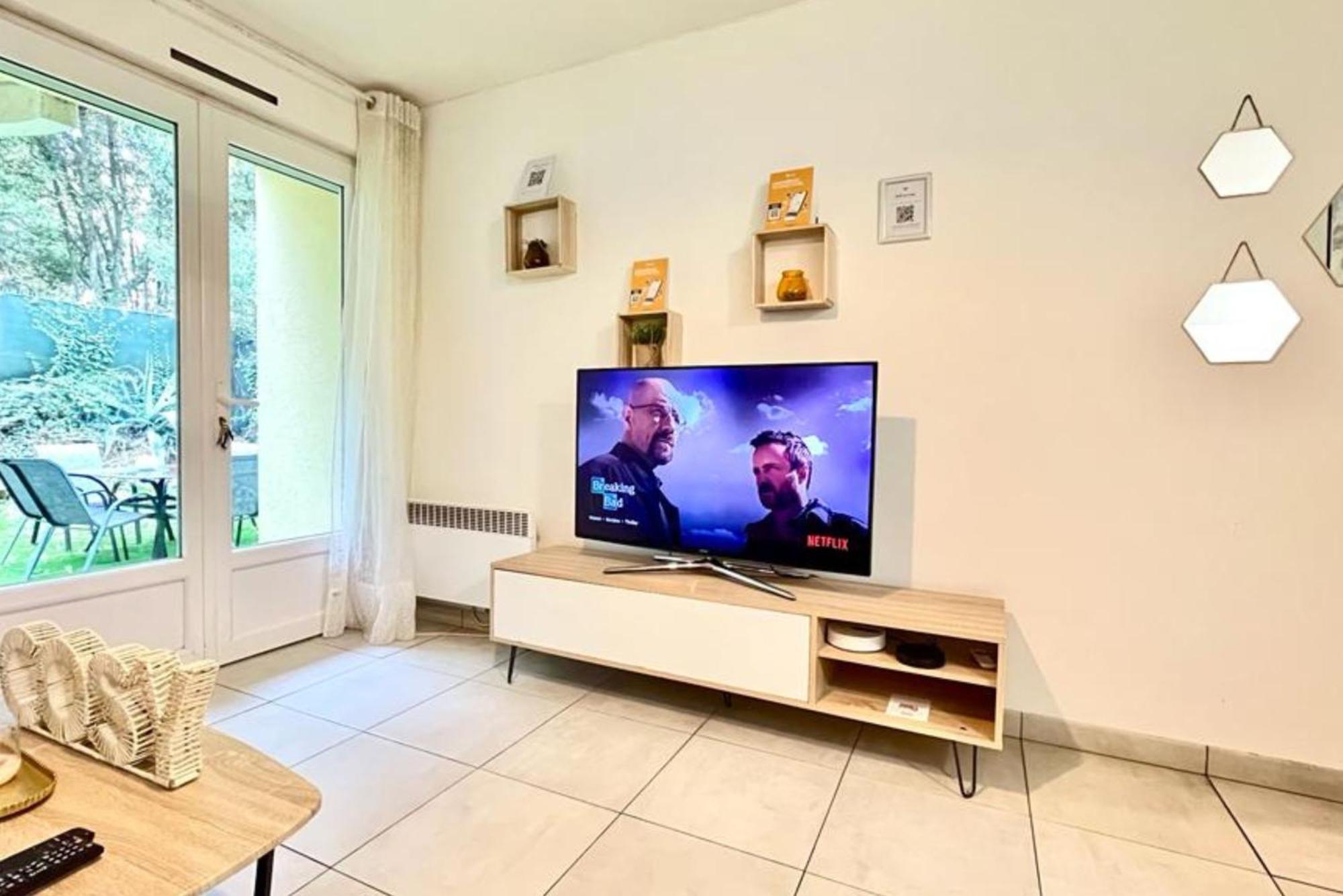Le Cosy Wifi Clim Jardin Top Pros Servicesconciergerie Montpellier Exterior photo